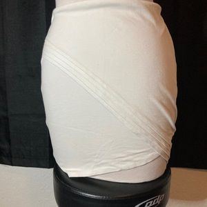 White Windsor Mini Skirt Diagonal Detail